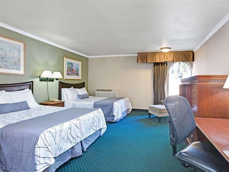 Days Inn By Wyndham San Jose Convention Center מראה חיצוני תמונה